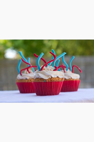 Sparkler Cupcakes for Independence Day!